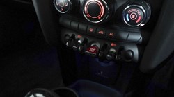 2022 (71) MINI HATCHBACK 1.5 Cooper Classic 5dr Auto 4822787