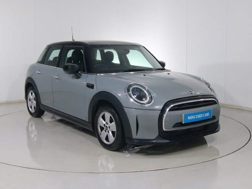 2022 (71) MINI HATCHBACK 1.5 Cooper Classic 5dr Auto