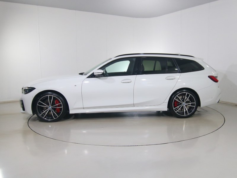 2021 (21) BMW 3 SERIES 320i M Sport 5dr Step Auto 4869376