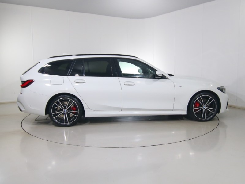 2021 (21) BMW 3 SERIES 320i M Sport 5dr Step Auto 4869380