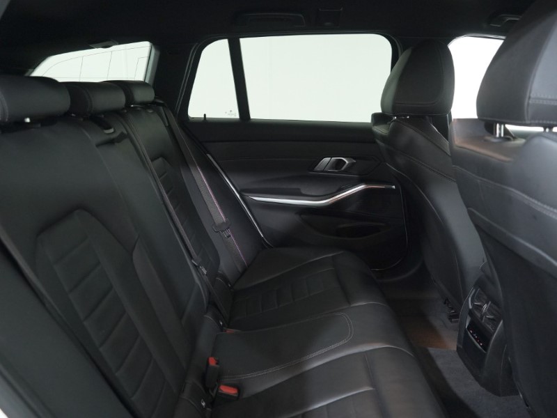 2021 (21) BMW 3 SERIES 320i M Sport 5dr Step Auto 4869340