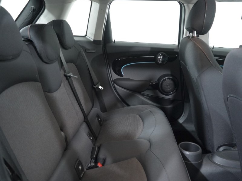 2022 (22) MINI HATCHBACK 1.5 Cooper Classic 5dr Auto 4850184