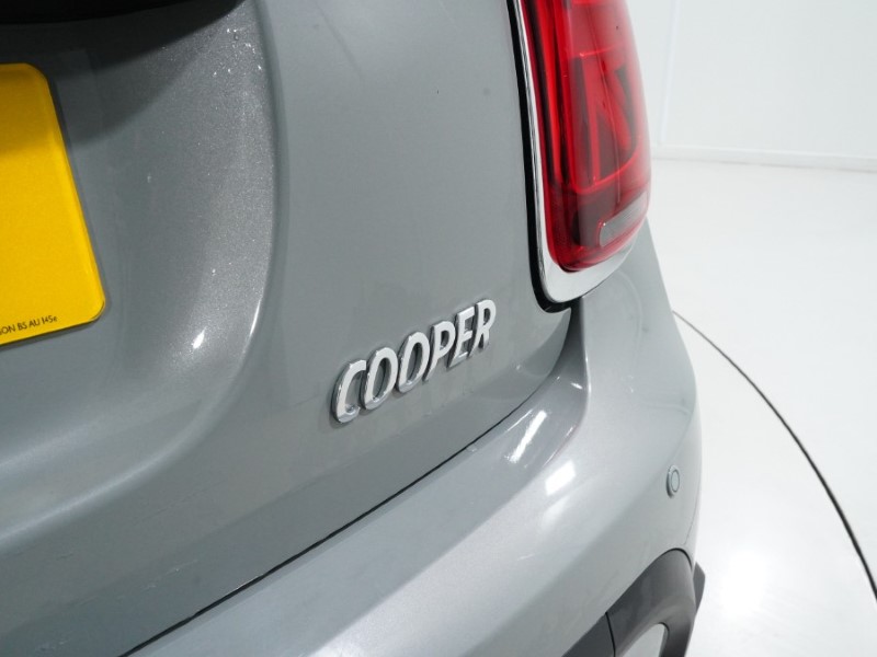 2022 (22) MINI HATCHBACK 1.5 Cooper Classic 5dr Auto