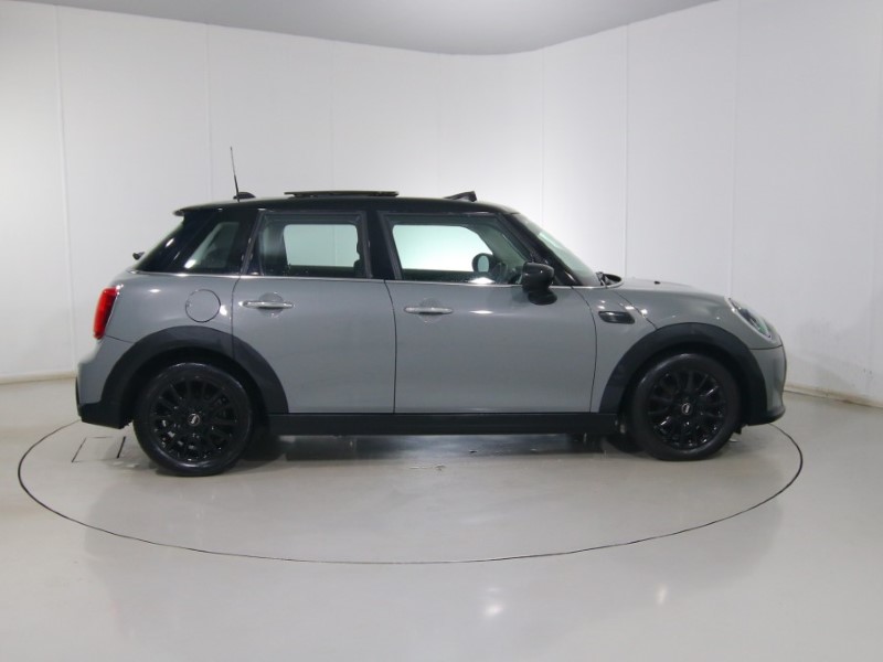 2022 (22) MINI HATCHBACK 1.5 Cooper Classic 5dr Auto 4850221