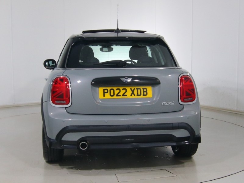 2022 (22) MINI HATCHBACK 1.5 Cooper Classic 5dr Auto 4850219