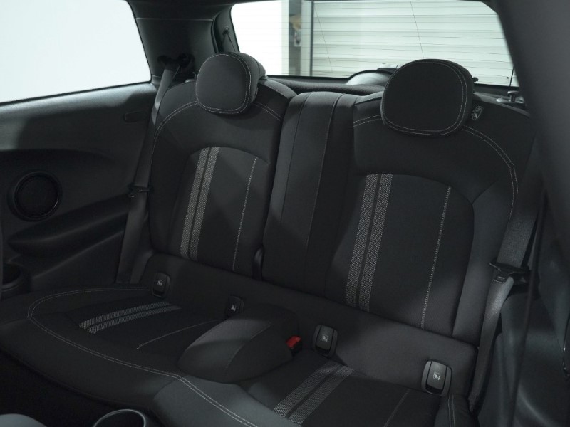 2022 (72) MINI HATCHBACK 1.5 Cooper Sport 3dr Auto 4851733