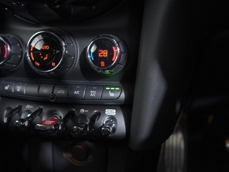 2022 (72) MINI HATCHBACK 1.5 Cooper Sport 3dr Auto 4851736