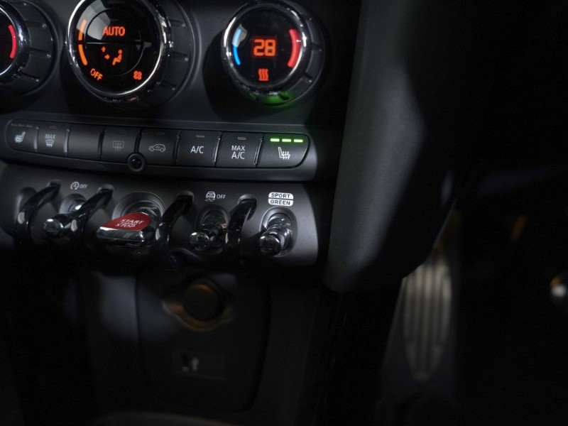 2022 (72) MINI HATCHBACK 1.5 Cooper Sport 3dr Auto 4851737