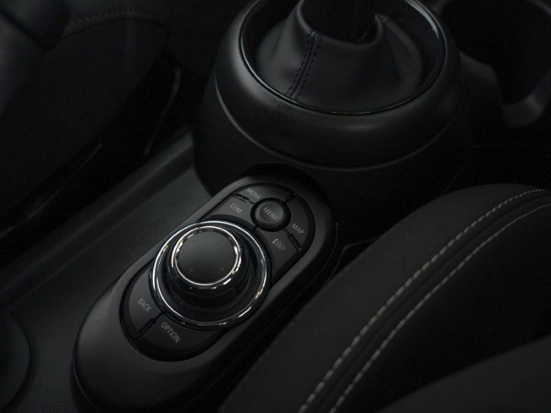 2022 (72) MINI HATCHBACK 1.5 Cooper Sport 3dr Auto 4851739