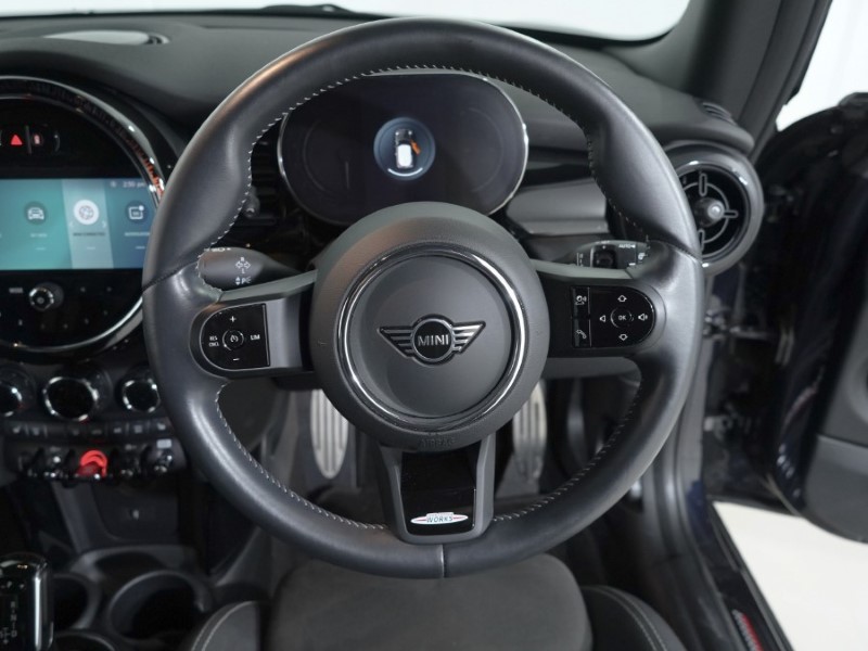 2022 (72) MINI HATCHBACK 1.5 Cooper Sport 3dr Auto 4851727