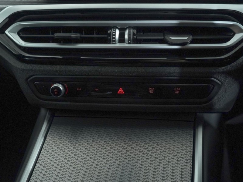 2024 (24) BMW 3 SERIES 320i M Sport 4dr Step Auto 4878845