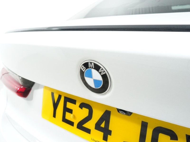 2024 (24) BMW 3 SERIES 320i M Sport 4dr Step Auto 4878804