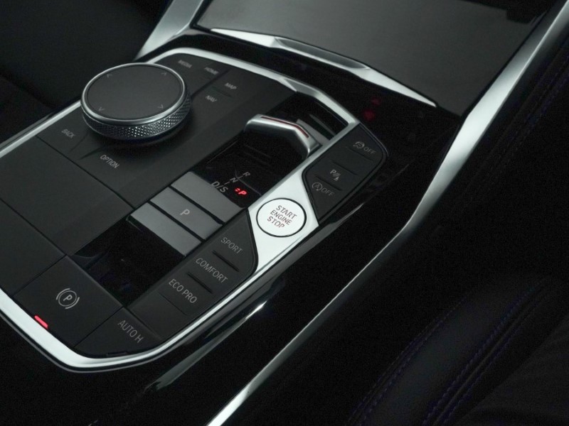 2023 (72) BMW 2 SERIES 220i M Sport 2dr Step Auto 4890538