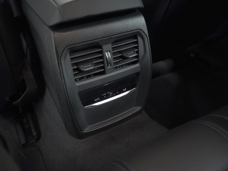 2023 (72) BMW 2 SERIES 220i M Sport 2dr Step Auto 4890524