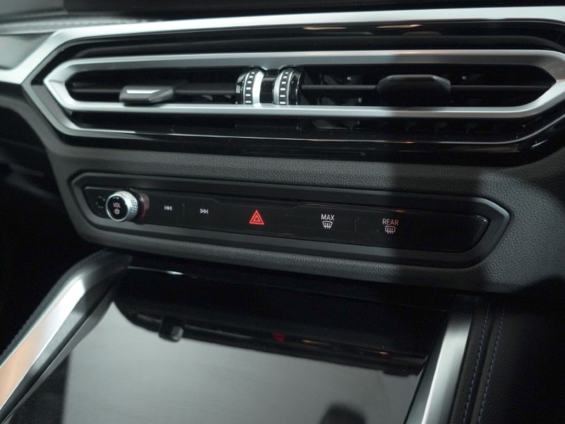 2023 (72) BMW 2 SERIES 220i M Sport 2dr Step Auto 4890553