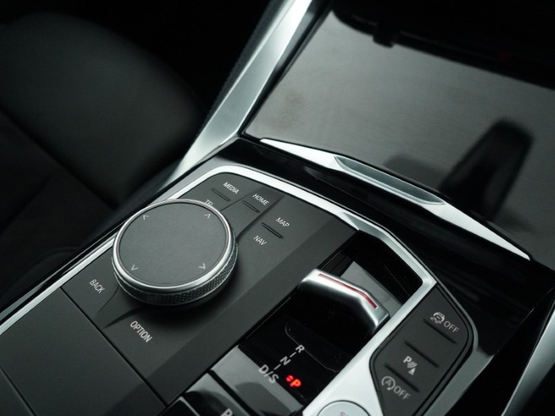 2023 (72) BMW 2 SERIES 220i M Sport 2dr Step Auto 4890536