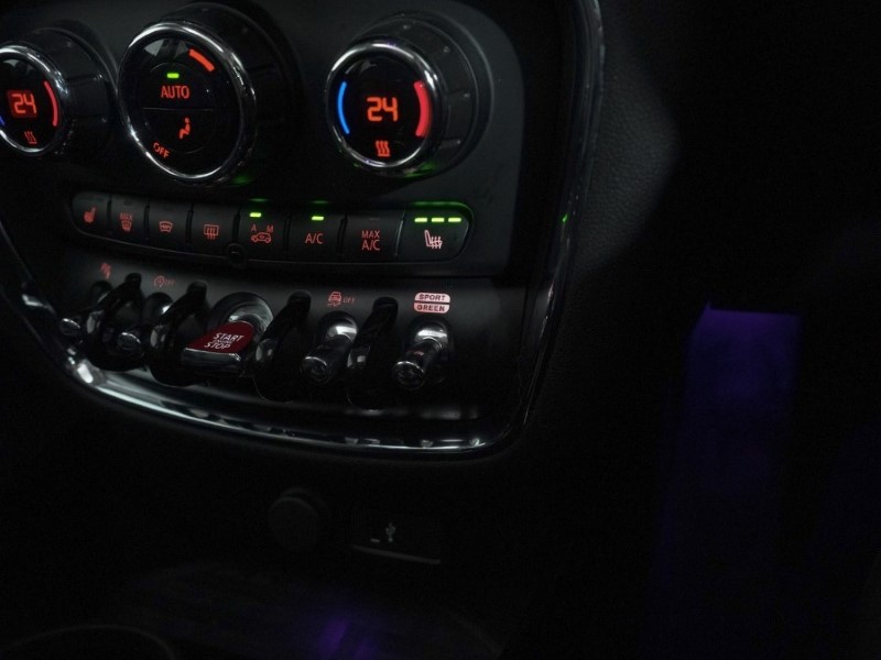 2020 (20) MINI CLUBMAN 1.5 Cooper Exclusive 6dr Auto 4890437