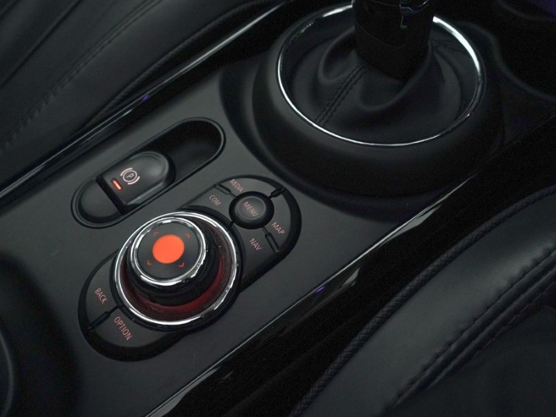 2020 (20) MINI CLUBMAN 1.5 Cooper Exclusive 6dr Auto 4890439