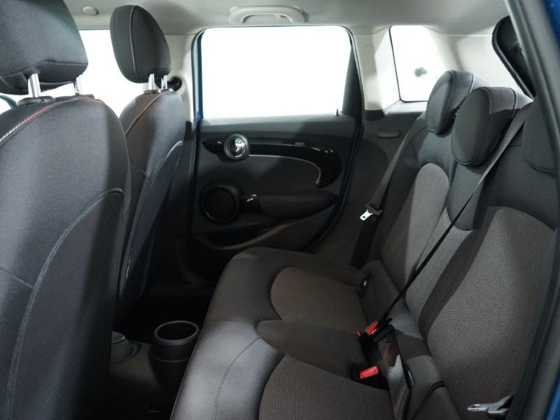 2022 (22) MINI HATCHBACK 1.5 Cooper Classic 5dr Auto 4885067