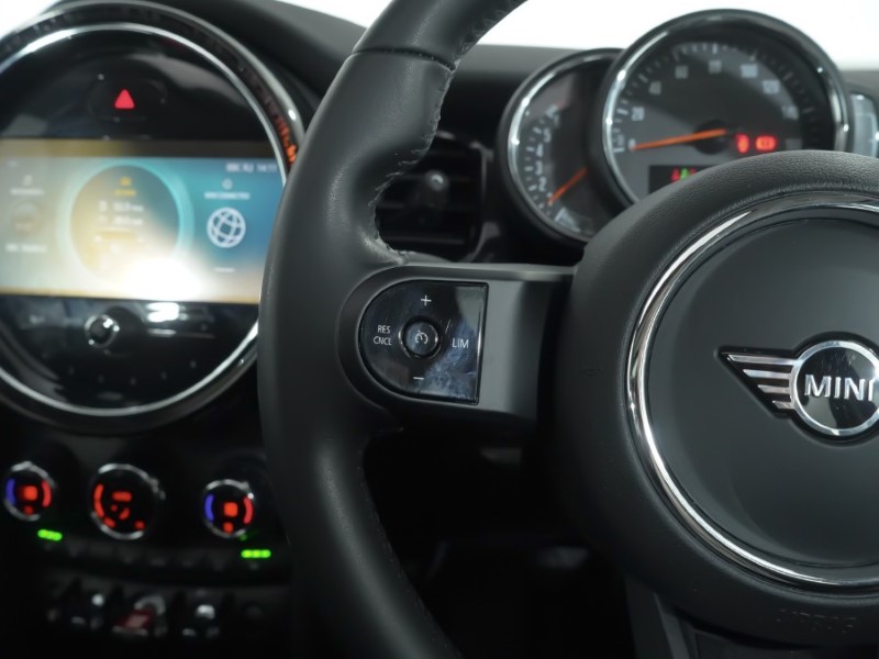 2022 (22) MINI HATCHBACK 1.5 Cooper Classic 5dr Auto 4885076