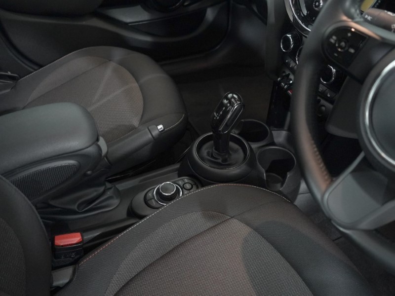 2022 (22) MINI HATCHBACK 1.5 Cooper Classic 5dr Auto 4885058