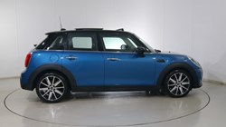 2022 (22) MINI HATCHBACK 1.5 Cooper Classic 5dr Auto 4885095