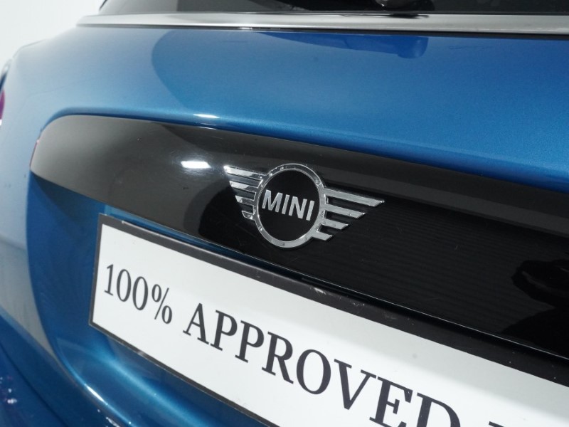2022 (22) MINI HATCHBACK 1.5 Cooper Classic 5dr Auto 4885052