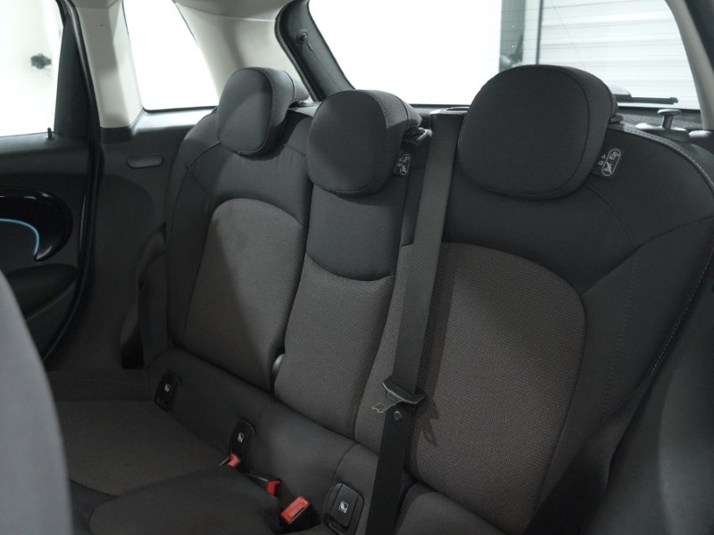 2023 (73) MINI HATCHBACK 1.5 Cooper Classic 5dr 4898576