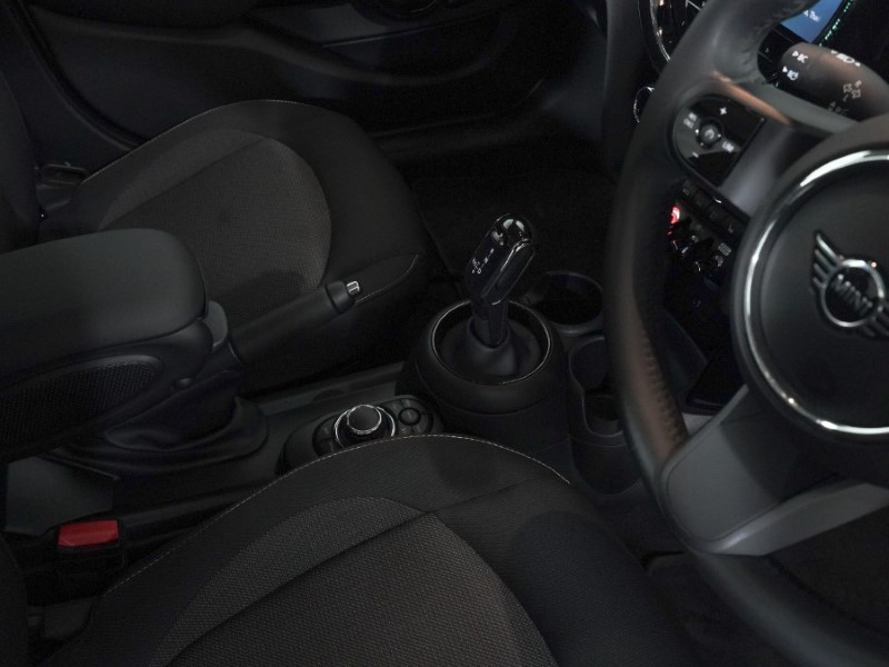 2023 (73) MINI HATCHBACK 1.5 Cooper Classic 5dr 4898583