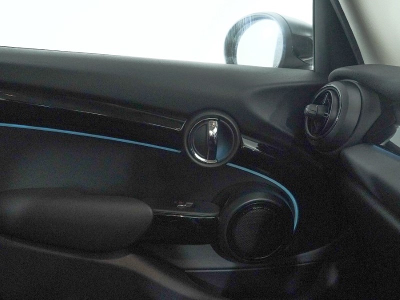 2023 (73) MINI HATCHBACK 1.5 Cooper Classic 5dr 4898602