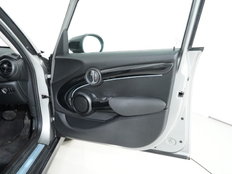 2023 (73) MINI HATCHBACK 1.5 Cooper Classic 5dr 4898579