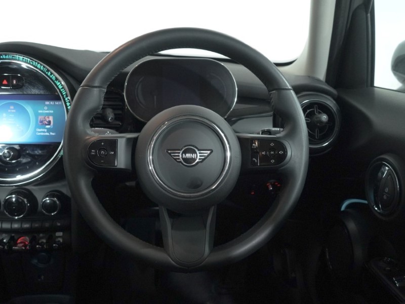 2023 (73) MINI HATCHBACK 1.5 Cooper Classic 5dr 4898573