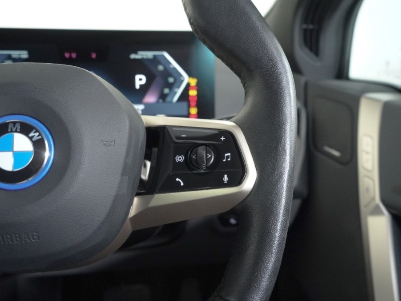 2022 (72) BMW iX 240kW xDrive40 M Sport 76.6kWh 5dr Auto 4884670