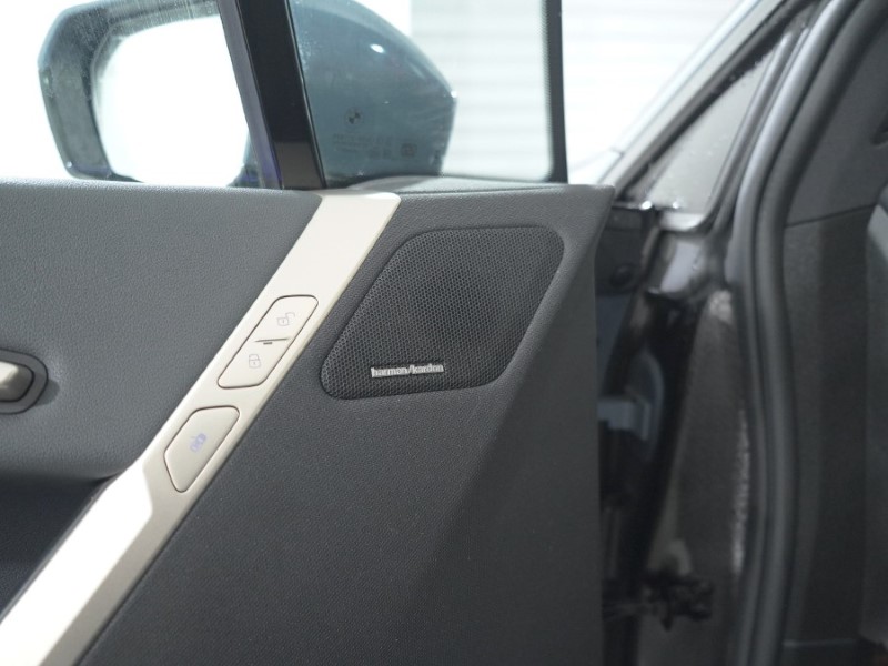 2023 (73) BMW iX 240kW xDrive40 M Sport 76.6kWh 5dr Auto 4883924