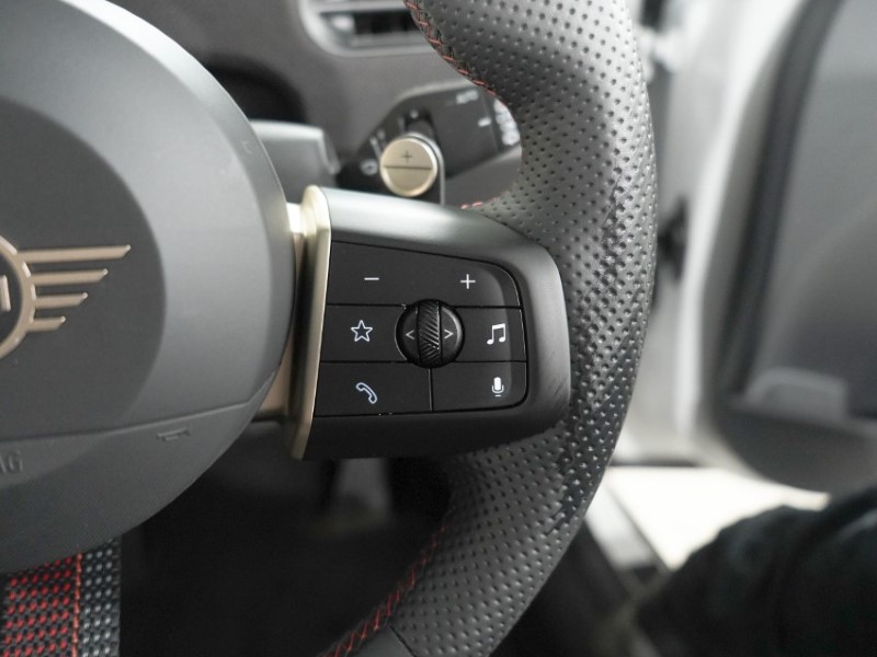 2025 (75) MINI COOPER 1.5 C Sport 3dr Auto 5365045