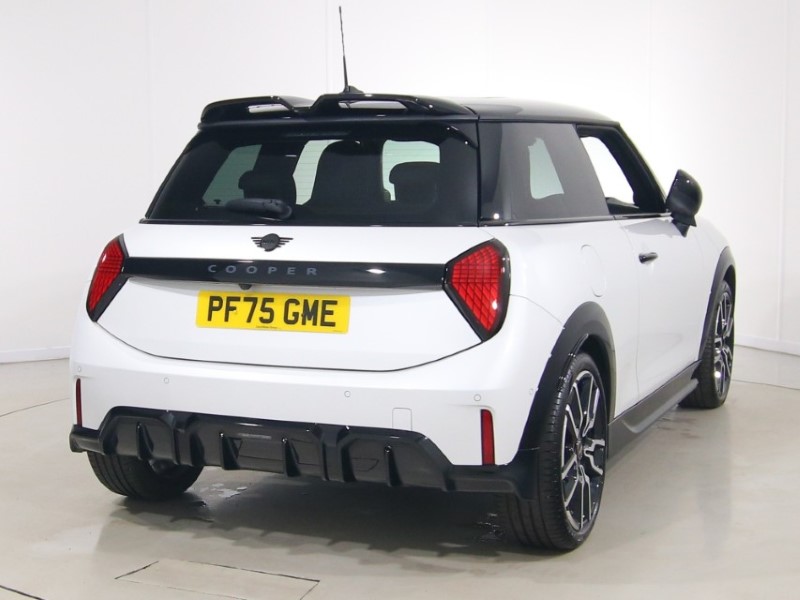 2025 (75) MINI COOPER 1.5 C Sport 3dr Auto 5365083