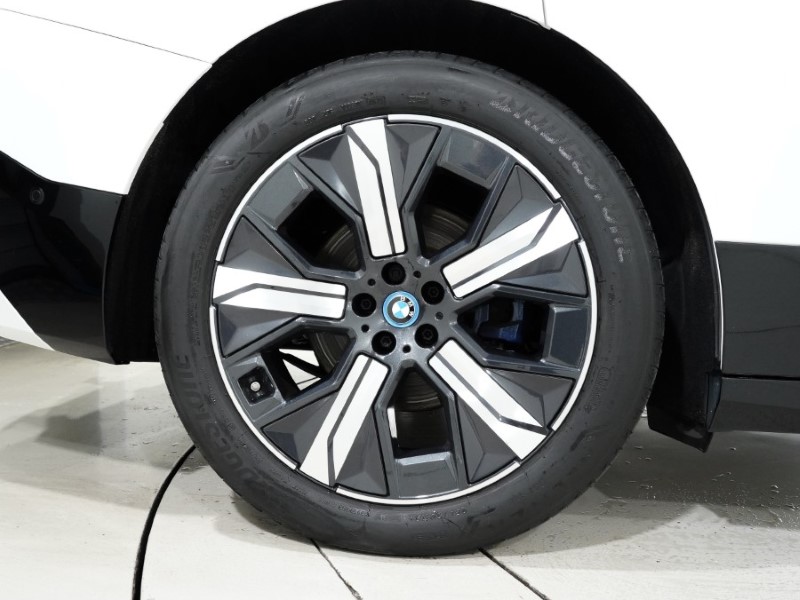 2023 (72) BMW iX 240kW xDrive40 M Sport Edition 76.6kWh 5dr Auto 4893015