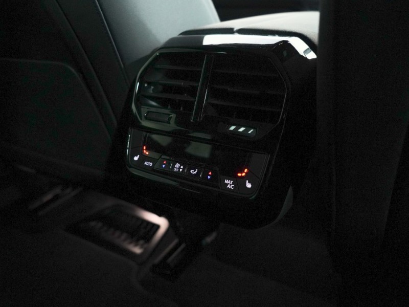 2022 (72) BMW iX 385kW xDrive50 M Sport Edition 111.5kWh 5dr Auto 4892912