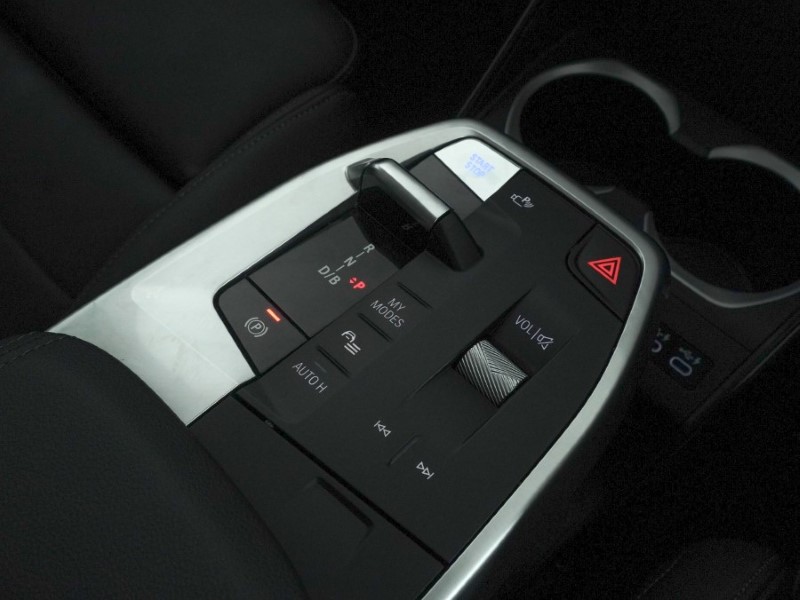 2023 (23) BMW iX1 230kW xDrive30 xLine 65kWh 5dr Auto 4892075