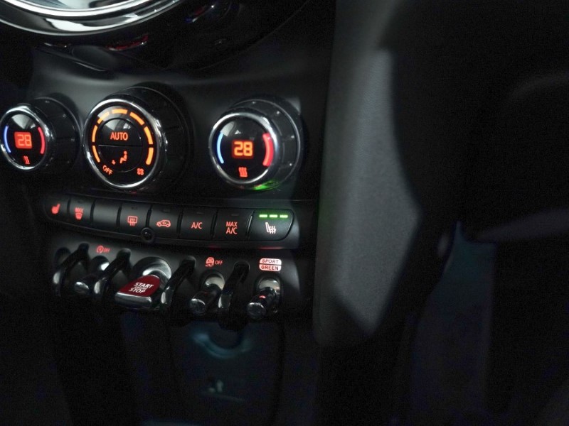 2024 (24) MINI HATCHBACK 1.5 Cooper Classic 3dr Auto 4899328