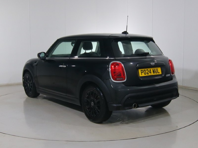 2024 (24) MINI HATCHBACK 1.5 Cooper Classic 3dr Auto 4899345