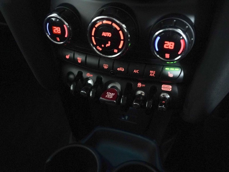 2024 (24) MINI HATCHBACK 1.5 Cooper Classic 3dr Auto 4899327