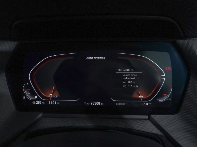 2022 (72) BMW 1 SERIES M135i xDrive 5dr Step Auto 4901579