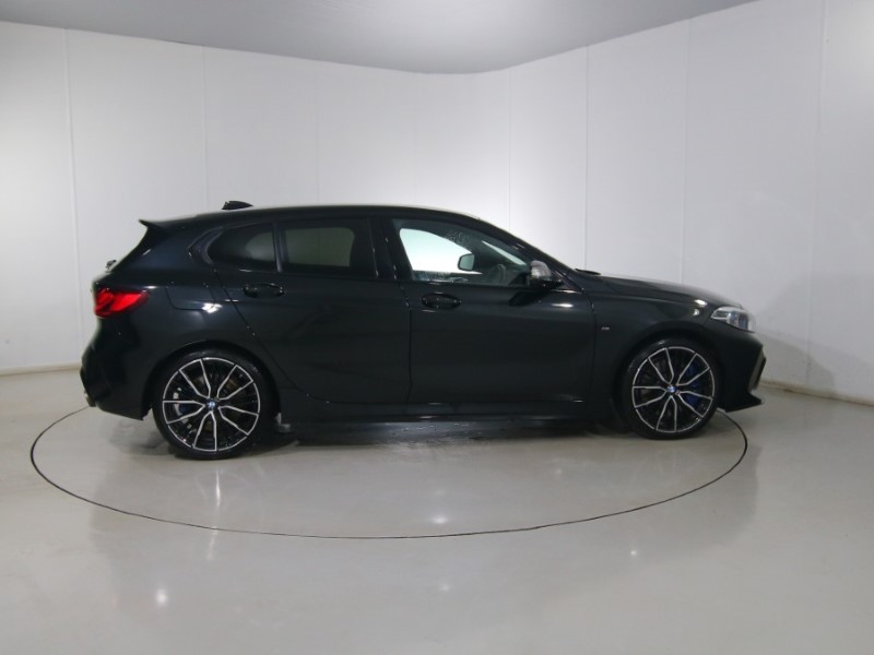 2022 (72) BMW 1 SERIES M135i xDrive 5dr Step Auto 4901607