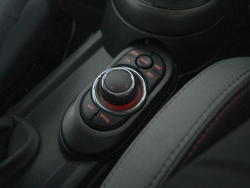 2024 (24) MINI CONVERTIBLE 1.5 Cooper Sport Premium 2dr Auto 4912364