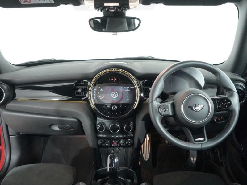 2024 (24) MINI CONVERTIBLE 1.5 Cooper Sport Premium 2dr Auto 4912344