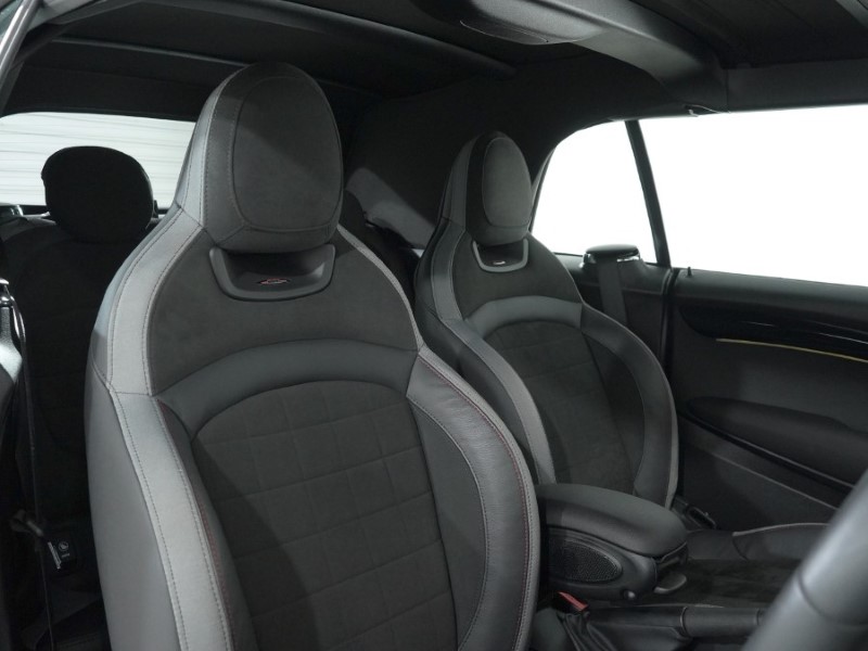 2024 (24) MINI CONVERTIBLE 1.5 Cooper Sport Premium 2dr Auto 4912350