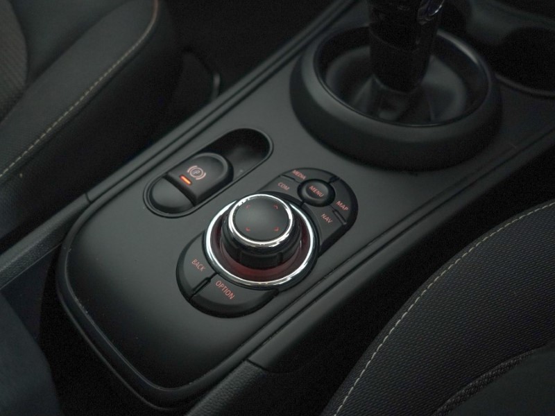 2022 (72) MINI COUNTRYMAN 1.5 Cooper Classic 5dr Auto 4912950