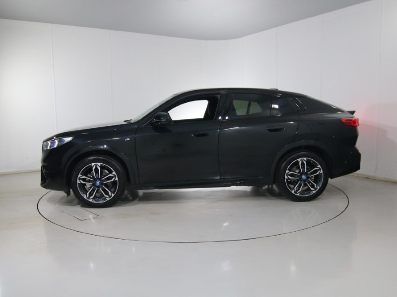 2025 (25) BMW iX2 150kW eDrive20 M Sport 65kWh 5dr Auto 4908735