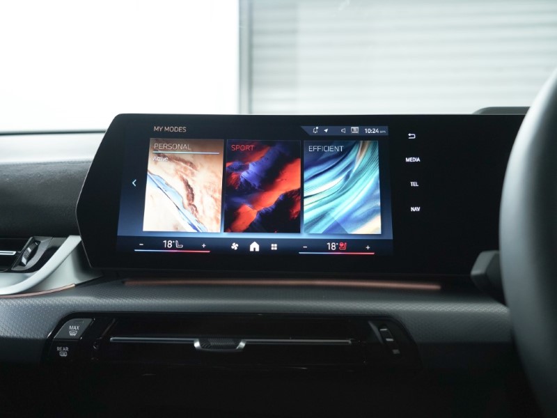 2025 (25) BMW iX2 150kW eDrive20 M Sport 65kWh 5dr Auto 4908751